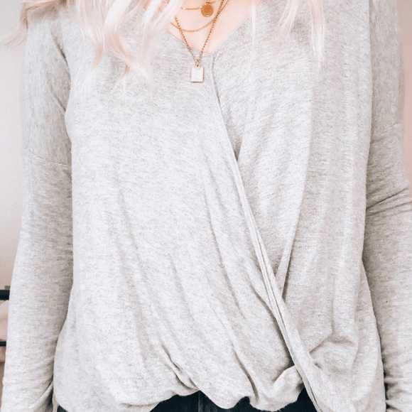 URBAN OUTFITTERS GREY CROSS TOP - Picture 2 of 3